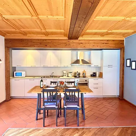 Casa Lory Apartment *